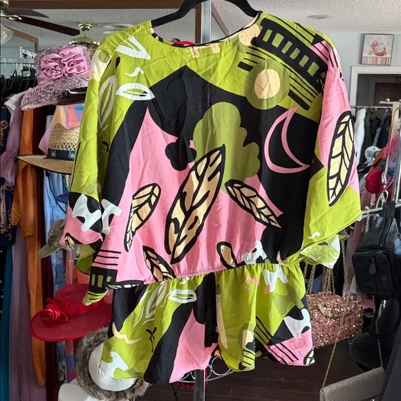 Sweet Rain Multicolor Abstract Kimono Top - Picture 5 of 5